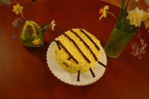 lemon bumblebee cake