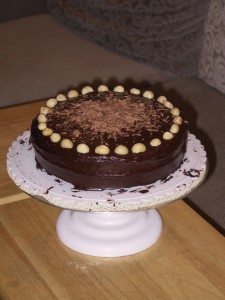 choco_macadamia_cake